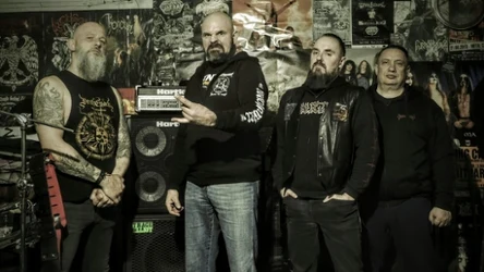 Hell-Born odlicza do premiery