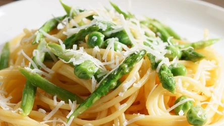 Jak zrobić smaczny makaron ze szparagami?