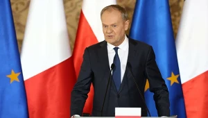 Tajemniczy dopisek na nagraniu Tuska. Lawina spekulacji po wpisie premiera