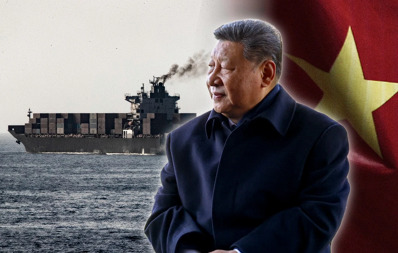 Według prezydenta USA statek Touska miał przewozić "prezent" z Chin. Pekin musi reagować na sytuację wokół cieśniny Ormuz Statek Touska zajęty przez USA i przywódca Chin Xi Jinping na tle chińskiej flagi