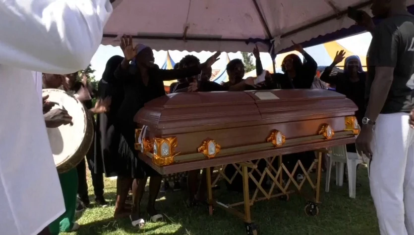 Żałobnicy do wynajęcia. Jak zarabiać na życie, opłakując zmarłych