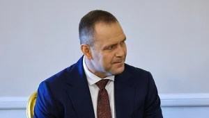 Prezydent Karol Nawrocki zmierza do odtajnienia aneksy do raportu o likwidacji WSI