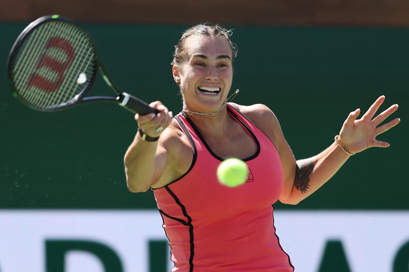 Aryna Sabalenka walczyła o awans do trzeciej rundy WTA 1000 w Madrycie Aryna Sabalenka walczyła o awans do trzeciej rundy WTA 1000 w Madrycie
