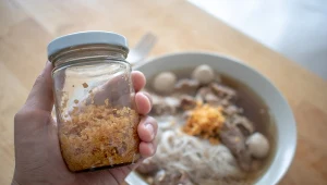 Jak jeść po 60., by wspierać odporność i koncentrację? Postaw na kilka produktów