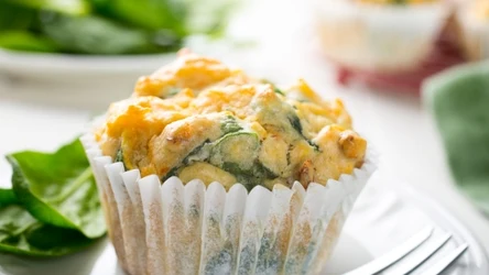 Puszyste babeczki jajeczne są dobre nie tylko na śniadanie