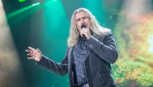 Maciek Balcar prezentuje nowy singel "A może tak..."