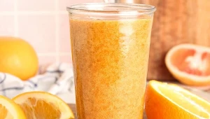 Daje lepszego "kopa" niż kawa. Ten koktajl pobudzający warto pić z rana 