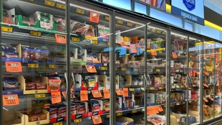 Biedronka ruszyła z majówką. Grill i gratisy przyciągają klientów