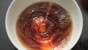 Czerwona herbata Pu-erh nazywana jest herbatą długowieczności