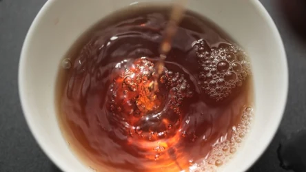 Czerwona herbata Pu-erh nazywana jest herbatą długowieczności