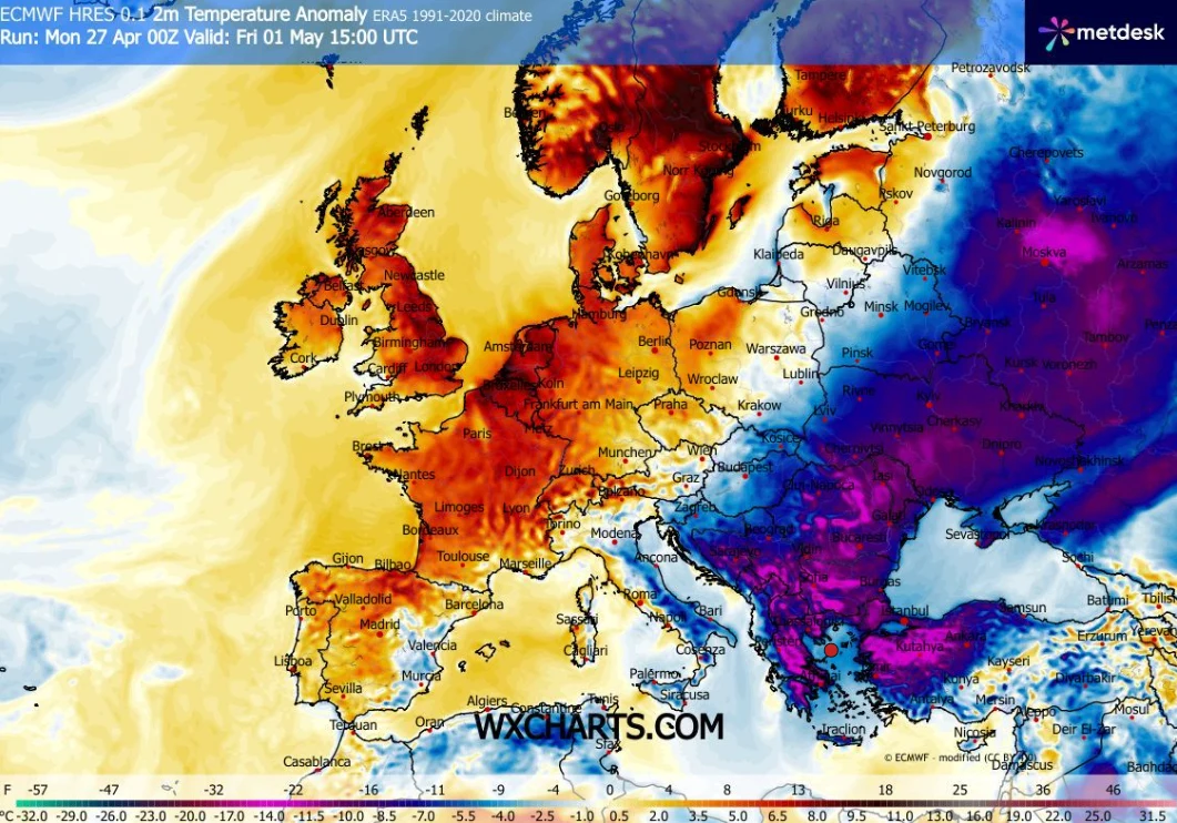 Mapa anomalii temperatury powietrza nad Europą z wyraźnym podziałem na ciepłą strefę obejmującą Niemcy, Francję, Hiszpanię oraz chłodną strefę obejmującą Bałkany, Polskę, Ukrainę i Rosję; zachodnia część kontynentu pod wpływem wyraźnie wyższych od norm...