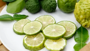 Niepozorny owoc znany ze swojego herbacianego aromatu ma moc obniżania cholesterolu?