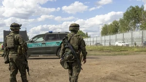 Polscy żołnierze na granicy z Białorusią