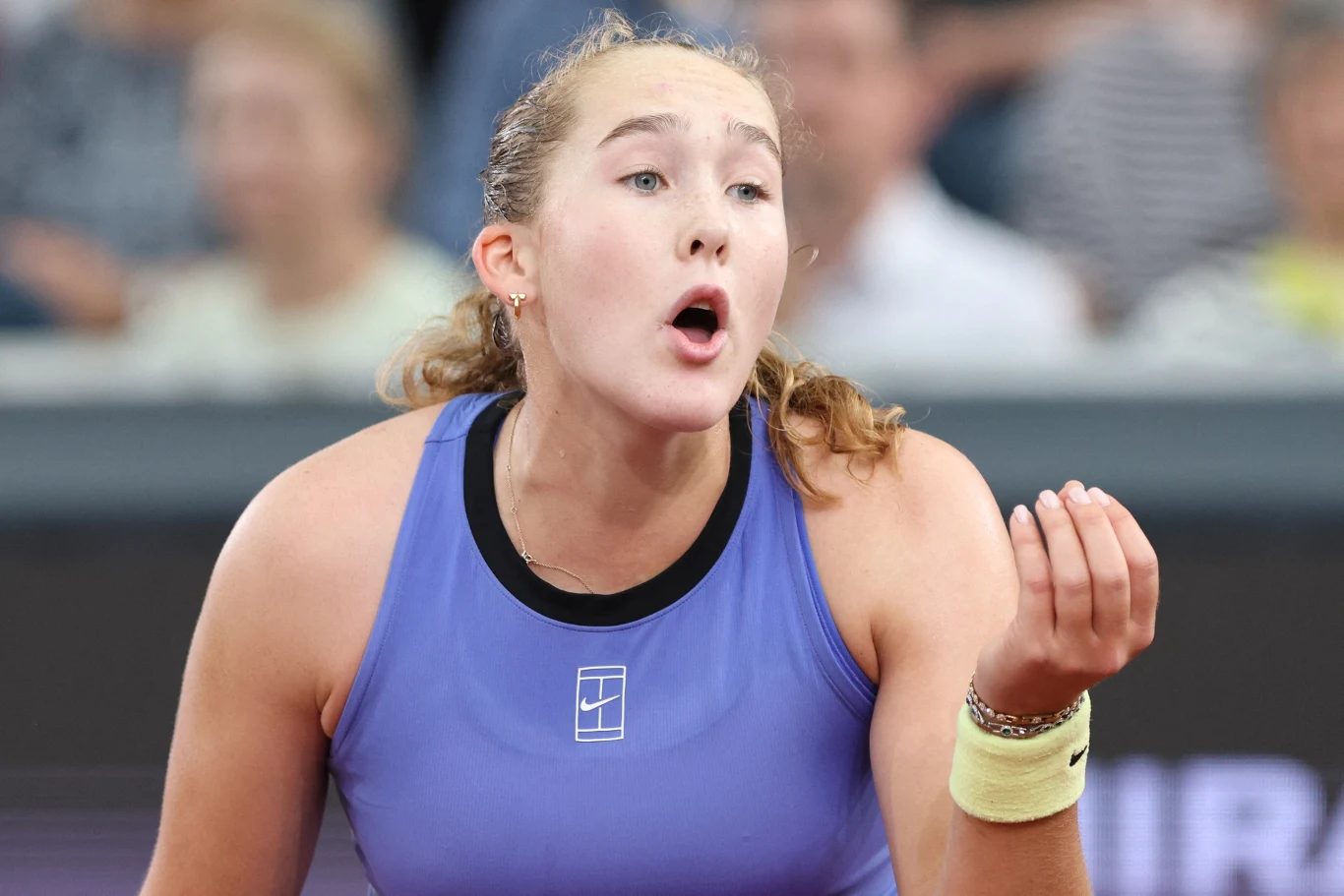 Mirra Andriejewa rywalizowała o awans do ćwierćfinału turnieju WTA 1000 w Madrycie Mirra Andriejewa rywalizowała o awans do ćwierćfinału turnieju WTA 1000 w Madrycie