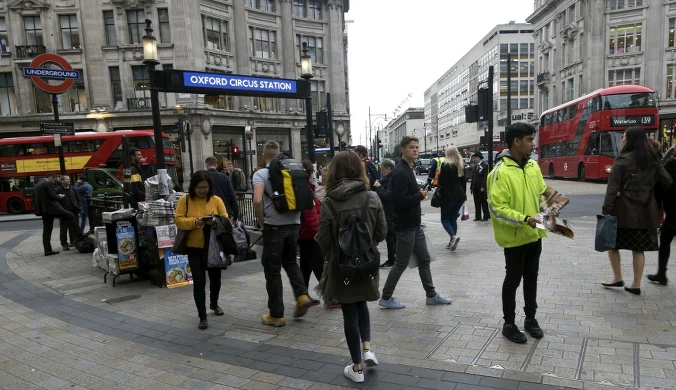 Wielka Brytania wprowadza dożywotni zakaz palenia tytoniu dla osób urodzonych po 1 stycznia 2009 r.