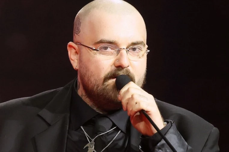 Bedoes dotrzymał obietnicy złożonej na charytatywnym streamie Bedoes odbierając nagrodę