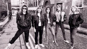 Iron Maiden we wrześniu 1984 r. - od lewej: Adrian Smith, Bruce Dickinson, Steve Harris, Nicko McBrain i Dave Murray