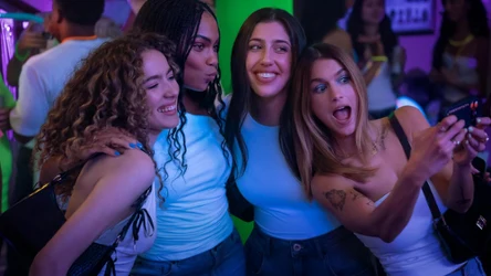 Kadr z filmu "Współlokatorki"