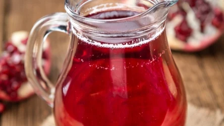 Sok z granatu kryje w sobie wiele cennych składników odżywczych.