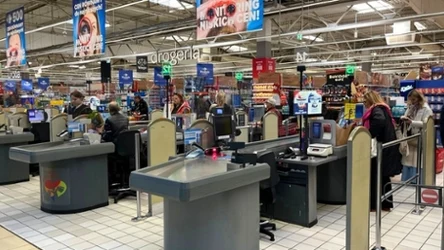 Majówka 2026. Kiedy sklepy są czynne, a kiedy nie zrobisz zakupów?