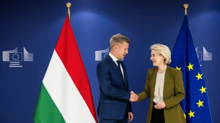 Ursula von der Leyen i Peter Magyar
