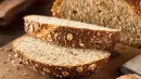 Naukowcy z Uniwersytetu Medycznego w Poznaniu przetestowali chleb z mąką ze świerszczy. Wyniki zaskakują