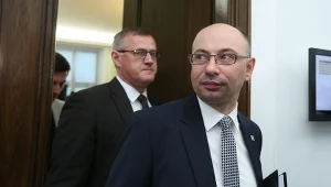My jesteśmy "niezależni", oni - "upolitycznieni". Wielka wojna o IPN