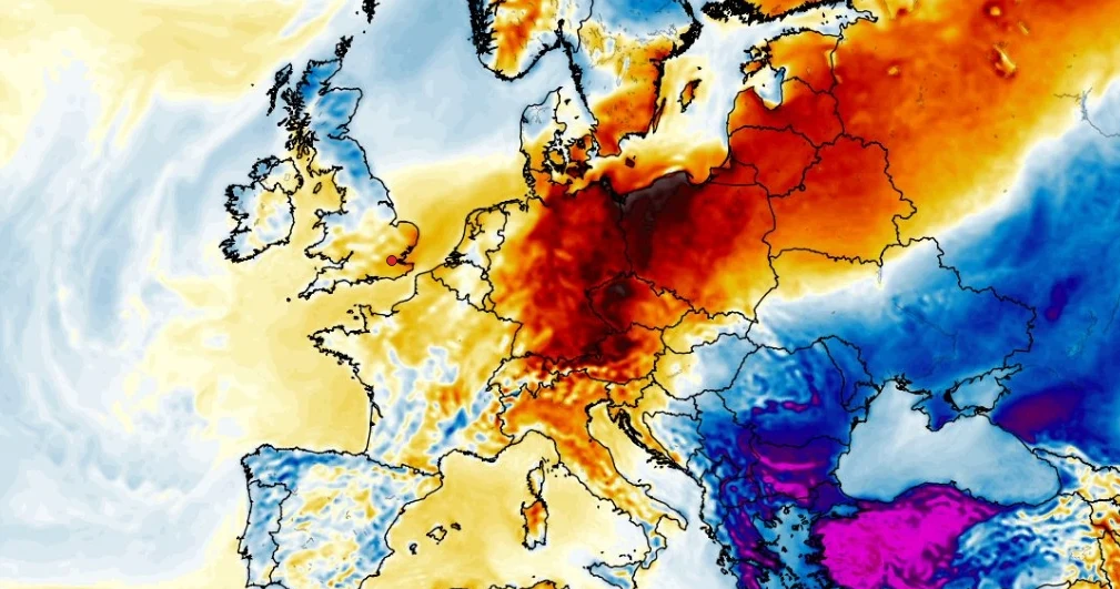Pogoda na majówkę. Wkrótce załamanie, znamy datę Mapa Europy pokazująca różnice temperatur: centrum i północny wschód w czerwieni, południowy wschód w niebieskim.