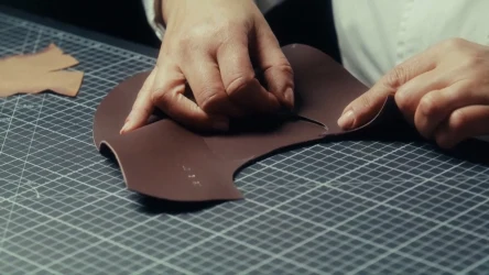 Tkaniny ze skórek pomarańczy oraz nylon z oleju rycynowego. Domy mody szukają nowych możliwości