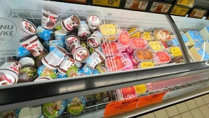 Tylko do jutra lody gratis w Biedronce. Klienci ruszyli przed majówką