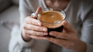 Pomaga chudnąć, wspiera mózg, jelita i urodę. Kawa funkcjonalna robi furorę