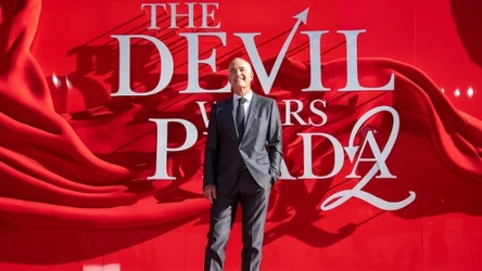 David Frankel na europejskiej premierze filmu "Diabeł ubiera się u Prady 2" w Londynie, 22 kwietnia 2026