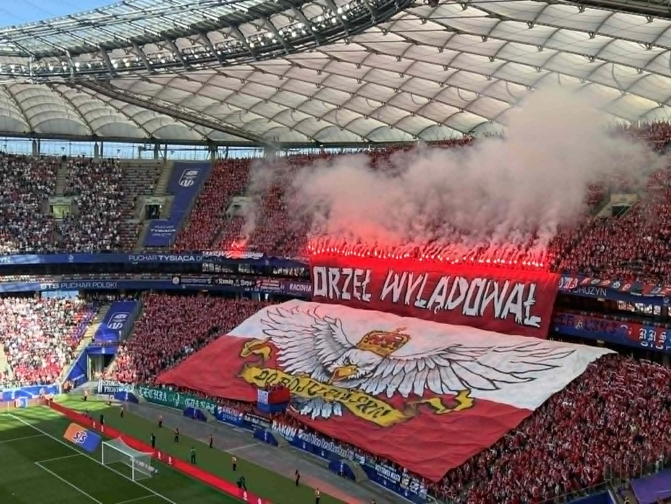Tej oprawy nie można było wnieść na mecz Polska - Holandia article cover