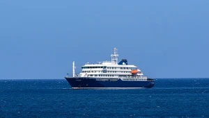 Statek wycieczkowy MV Hondius