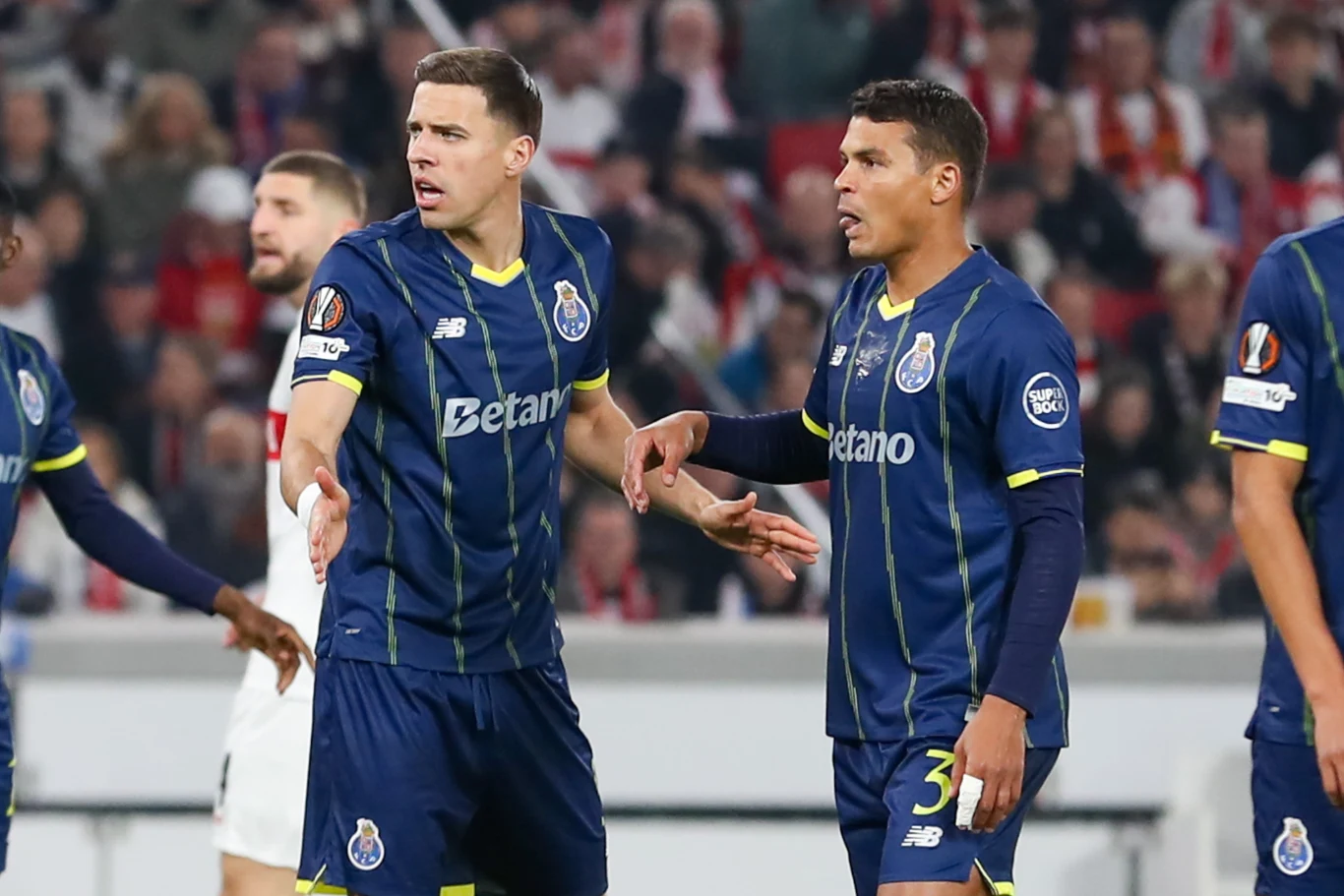Jan Bednarek i Thiago Silva Jan Bednarek i Thiago Silva z FC Porto