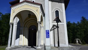 Kolumny z Pompejów w Mysłakowicach. Antyczne zabytki na Dolnym Śląsku