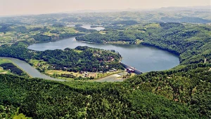 Jakie są atrakcje nad Jeziorem Rożnowskim? To miejsce zachwyci każdego 
