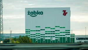 Centrum logistyczne Żabka przy trasie S2