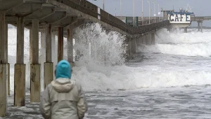 "Super El Niño" może uderzyć jeszcze w tym miesiącu. Powoduje między innymi burze i huragany / zdjęcie ilustracyjne
