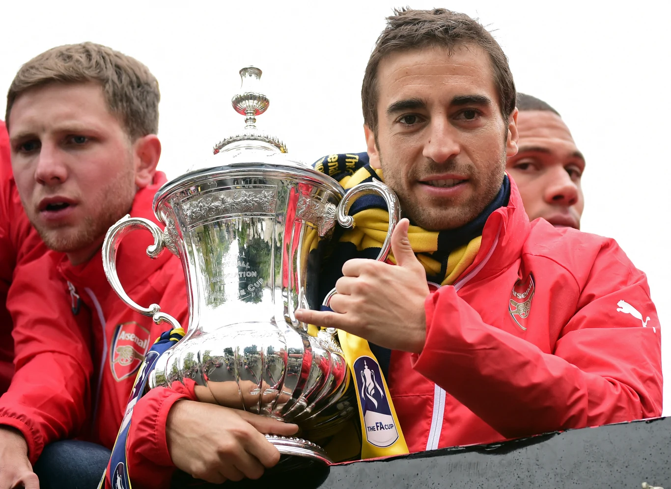 Mathieu Flamini jako piłkarz Arsenalu trzy razy zdobył Puchar Anglii Mathieu Flamini jako piłkarz Arsenalu trzy razy zdobył Puchar Anglii