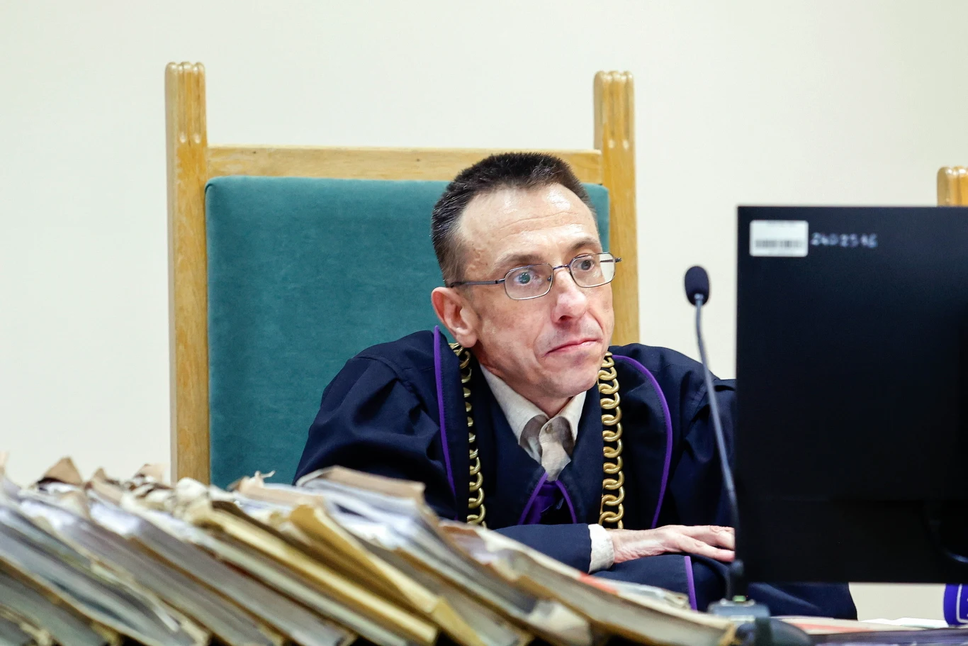 Sędzia Marek Garlik na sali rozpraw Sądu Okręgowego w Częstochowie Sędzia Marek Garlik na sali rozpraw Sądu Okręgowego w Częstochowie