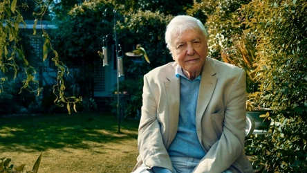 Sir David Attenborough w swoim ogrodzie w domu w Londynie