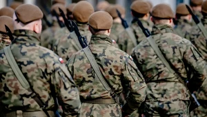 Wcześniejsze emerytury do zmiany. MON szykuje rewolucję w mundurówkach