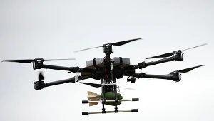 Rosyjski dron uzbrojony w materiały wybuchowe 