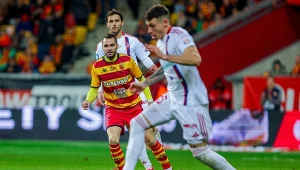 Raków - Jagiellonia. O której i gdzie obejrzeć? [TRANSMISJA]