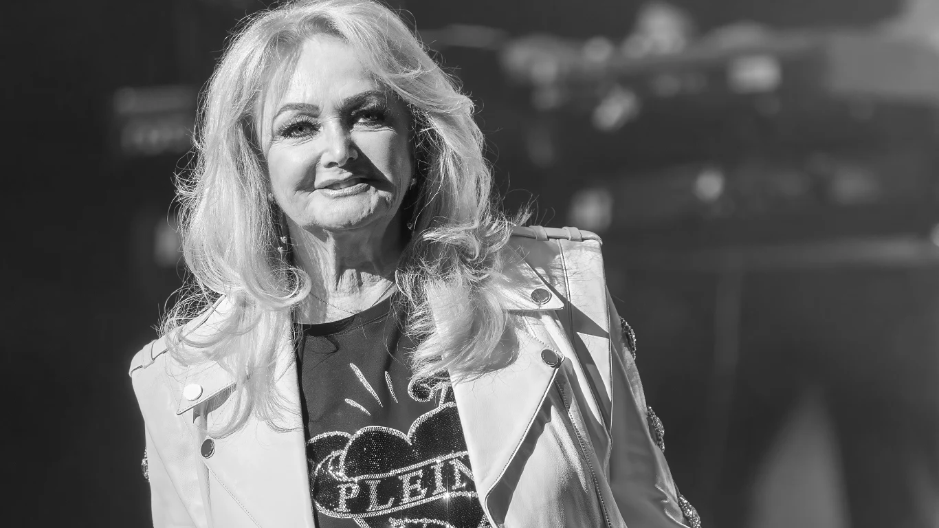 Nie żyje Bonnie Tyler Bonnie Tyler zmarła tuż po 75. urodzinach. Kariera artystki trwała ponad 50 lat.