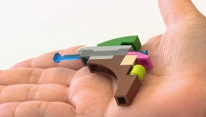 8-latek przyniósł do szkoły ten gadżet zbudowany z Lego. Oto, co go spotkało