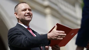 Polacy ocenili pomysł Nawrockiego. Wyraźny podział w sondażu