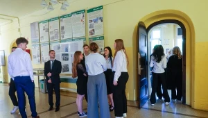 Matura 2026 z wiedzy o społeczeństwie na poziomie rozszerzonym. Arkusz CKE i odpowiedzi w Interii