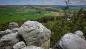 Ostas to czarujące skalne miasto w północnej części Czech